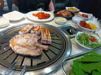 物価高の韓国で人気急上昇の韓食ビュッフェ、焼肉のムハンリピル（食べ放題）店にも行ってみた【韓国の個人旅行ガイド】