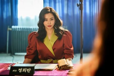 娯楽映画の主役に抜擢された新人女優が当時の大統領に接近！Netflix『エマ』にも登場する現代史上最大の悪役に扮した俳優は？ 【韓流談義fromソウル】