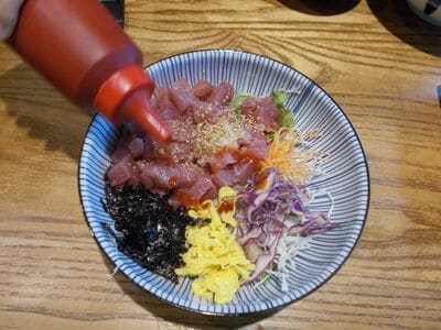 ソウルのマグロ料理店で刺身丼「フェトッパ」を注文してみると…予想外の見た目、韓国人の驚くべき食べ方とは？【韓国の個人旅行ガイド】下川裕治