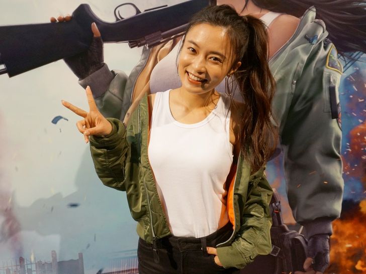 小島瑠璃子