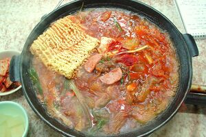 Netflix配信『貞淑なお仕事』でラ・ミラン扮する女性社長が出入りした米軍基地の「MADE IN USA」商品は長らく韓国人の憧れだった【韓流談義fromソウル】の画像