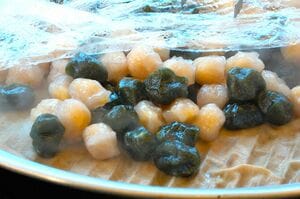 日韓で「餅」はどう違う？Netflix『隣の国のグルメイト』で京都の餅菓子の繊細さに韓国人はびっくり！韓国の餅菓子の豪快さに日本人はびっくり！【韓流談義fromソウル】の画像