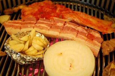 人気作『涙の女王』でヒョヌ母が長男に放ったセリフ「ニンニクを食べて人間になれ！」はどういう意味？建国神話に出てくるニンニク【韓流談義fromソウル】