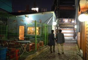 Netflix『マスクガール』アン・ジェホン “前世はウォンビン” オタク役で百想芸術大賞助演賞に！実力派俳優の魅力がわかる必見出演作は？【韓流談義fromソウル】の画像