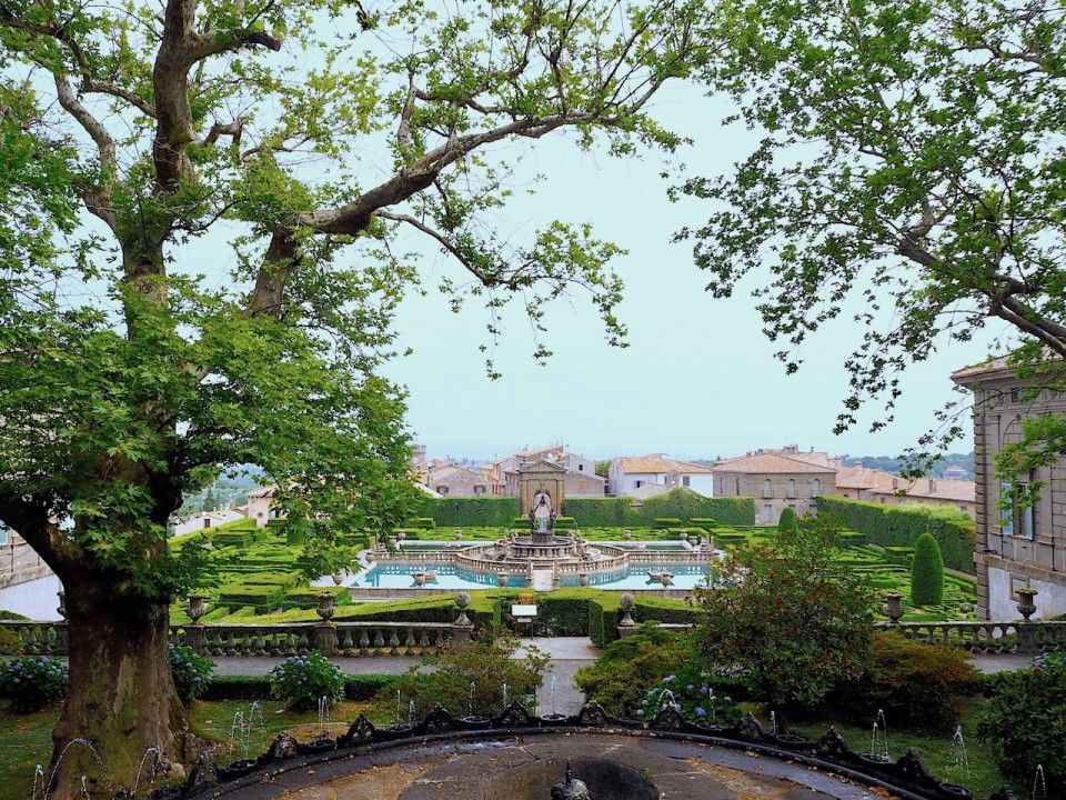 イタリア庭園の最高傑作 中世の街並みとルネサンスの噴水庭園 バニャイア ブーツの国の街角で Vol 67 概要