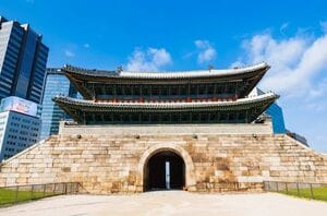 韓国旅行に便利な地図アプリ、NAVERマップの使い方のコツは?地名の入力、目的地までのルート検索など【韓国の個人旅行ガイド】下川裕治の画像