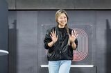 釜山国際映画祭で『K-POPガールズ！デーモン・ハンターズ』マギー・カン監督が観客と初対面！子どもファンから直球質問、デュエットで歌声披露のハプニングも〈レポート〉
