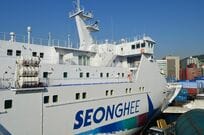 Netflix『隣の国のグルメイト』松重豊と食通のバラード歌手ソン・シギョンが食べ歩きをした下関の唐戸市場、釜山～下関のフェリー旅もおすすめ！【韓流談義fromソウル】