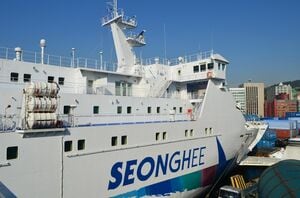 Netflix『隣の国のグルメイト』松重豊と食通のバラード歌手ソン・シギョンが食べ歩きをした下関の唐戸市場、釜山～下関のフェリー旅もおすすめ！【韓流談義fromソウル】の画像