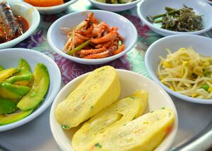 韓国人が好きな卵料理ベスト5！『サイコだけど大丈夫』の「うずらの玉子醤油煮」は家庭の味、「殻ごと加熱した卵」はサイダーとセットの間食!?【チョン・ウンスクの韓流談義fromソウル「韓国人が好きな卵料理」】の画像