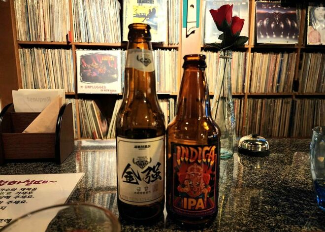 Netflix『無人島のディーバ』主人公モクハが歌手ランジュに呼び出された「LPミュージックバー」とは? 【チョン・ウンスクの韓流談義fromソウル】の画像