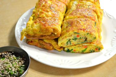 2ページ目 韓国人が好きな卵料理ベスト5 サイコだけど大丈夫 の うずらの玉子醤油煮 は家庭の味 殻ごと加熱した卵 はサイダーとセットの間食 チョン ウンスクの韓流談義fromソウル 韓国人が好きな卵料理