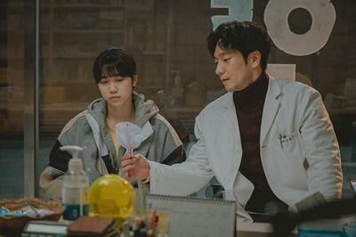 映画『大丈夫、大丈夫、大丈夫！』でソン・ソックが店主を演じた「薬局」は韓国人の心身の癒しの場【韓流談義fromソウル】