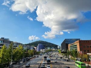 話題沸騰中のNetflix映画『キル・ボクスン』で残酷な再会を果たした『ユア・マイ・サン・シャイン』の純愛カップル、ファン・ジョンミンとチョン・ドヨン【チョン・ウンスクの韓流談義fromソウル】の画像