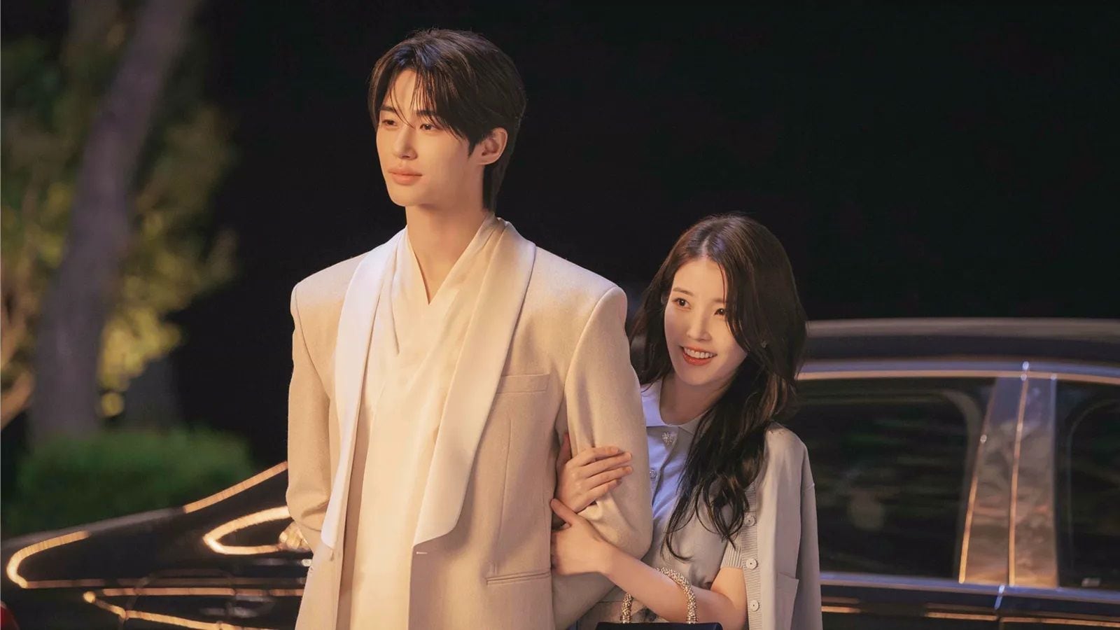 IU＆ビョン・ウソク主演『21世紀の大君夫人』王家の複雑な事情がイ