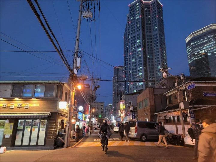 KOREA123.7