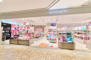 セレクトコスメショップ『ショップイン 東京ドームシティラクーア店』リニューアルオープン!韓国コスメ「fwee」との特別コラボ空間を展開〈レポート〉【韓国ビューティ】の画像