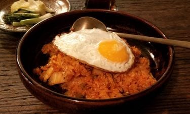 韓国人もよく食べる目玉焼き 韓国の食堂や飲み屋で 両面焼き が多い理由とは チョン ウンスクの韓流談義fromソウル 目玉焼きの話