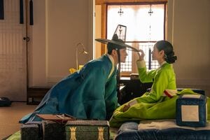 Netflix人気時代劇『スキャンダル』チ・チャンウク扮する希代のプレイボーイが思悼世子について語る場面に鳥肌が立つ！【サランヘジョ韓ドラ】の画像