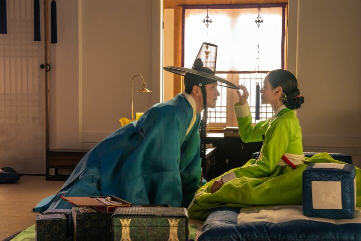 Netflix人気時代劇『スキャンダル』チ・チャンウク扮する希代のプレイボーイが思悼世子について語る場面に鳥肌が立つ！【サランヘジョ韓ドラ】
