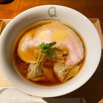 2022年、もう一度「わざわざ飛行機に乗って、食べたいラーメンは?」札幌、金沢、名古屋、京都、兵庫、和歌山、広島、松山、沖縄まで、日本縦断「ミシュラン」掲載店、百名店はじめ、出会いと感動が忘れられないラーメン18店【飛行機で麺の旅2022 特別バージョン(全国編)】高山コジロー