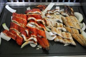 うなぎの食べ方は日韓でこんなに違う！Netflix『隣の国のグルメイト』でソン・シギョンが松重豊に食べさせたかった韓国式うなぎ焼きとは？【韓流談義fromソウル】の画像