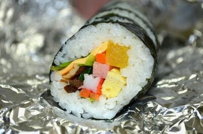 冬休み一気見お薦め！「2022年韓国ドラマ7選」〈後編〉大ヒット『ウ・ヨンウ弁護士は天才肌』、軽快な業界物語『エージェントなお仕事』他【チョン・ウンスクの韓流談義fromソウル】