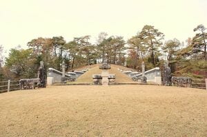 旧正月連休で観客動員300万人突破の大ヒット！映画『王と生きる男』主演ユ・ヘジンが新たなステージへ、若き国王役はWanna One出身パク・ジフン！【韓流談義fromソウル】の画像