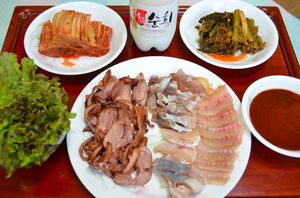 チャプチェは祝い事の席で食べる料理、全羅道ではエイ料理で客をもてなす【チョン・ウンスクの韓流談義fromソウル「祝いやもてなし、ハレの日の食べ物」】の画像