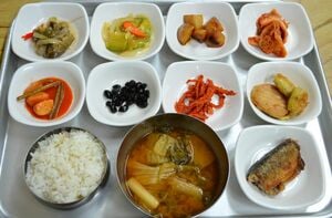 Netflix『涙の女王』でキム・スヒョン扮する主人公が毎夜、一人で夕ごはんを食べに行っていた「ペクパンチプ」とは？【韓流談義fromソウル】の画像