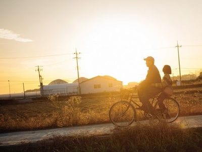 【韓国ドラマ・映画】『ミセン-未生-』先輩サラリーマン＆Netflixシリーズ『賢い医師生活』医師役で大人気のキム・デミョン、出演映画『連鎖』４月８日劇場公開！ 