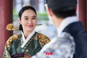 Netflixヒット中!キム・ヘス主演時代劇『シュルプ』は王妃と大妃のバトル、側室の上下関係にも注目!【康熙奉のサランヘジョ韓ドラ〈24〉】の画像