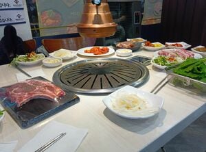 コスパ抜群！物価高のソウルでブームの韓食ビュッフェ、観光客には焼肉のムハンリピル（食べ放題）店も人気【韓国の個人旅行ガイド】の画像