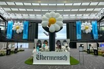 G-DRAGON の世界規模メディア展示が日本上陸!「G-DRAGON MEDIA EXHIBITION : Übermensch」東京・新宿会場に初日1万人来場、ソウル会場の3倍規模にファン熱狂〈レポート〉