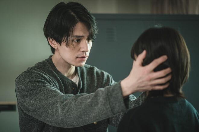 『ムービング』に次ぐ世界的ヒットなるか？ミステリアスイケメン、イ・ドンウクが元傭兵の“叔父さん”に！『殺し屋たちの店』インタビュー〈前編〉の画像