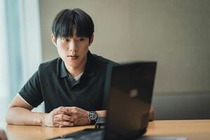 Netflixランキング１位ドラマ『その年、私たちは』チェ・ウシクの親友＆恋の二番手役で注目！ キム・ソンチョルの切なく繊細な演技に惹かれる理由の画像