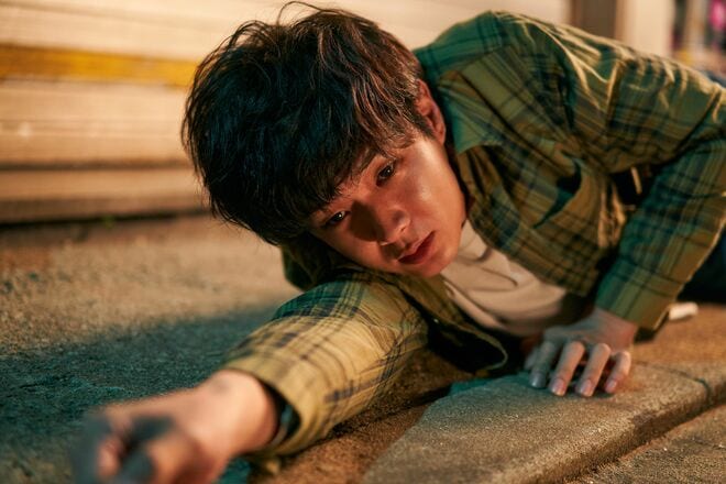 “癒し系イケメン”チェ・ウシク×『私の解放日誌』ソン・ソック共演『殺人者のパラドックス』他、Netflixが2024年に送る新たなサスペンスに注目!の画像