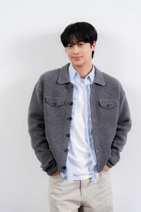 『愛の不時着』イ・シニョンが日本の各地で“孤独のグルメ”ならぬ“交流のグルメ”を堪能！『イ・シニョンが行く！おいしいニッポン』放送記念インタビュー〈前編〉