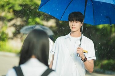 ソンジェ背負って走れ』人気アーティスト役で大ブレイク中！最旬