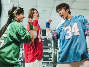 K-POPコメディ映画『ワイルド・シング』カン・ドンウォン扮する主人公がグループを離れるメンバーに放った気になるひとこと【韓流談義fromソウル】の画像