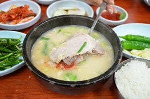 『劇映画 孤独のグルメ』に出演した実力派俳優ユ・ジェミョンは釜山出身！「韓国第二の都市」出身の俳優たちに共通点はある？【韓流談義fromソウル】の画像