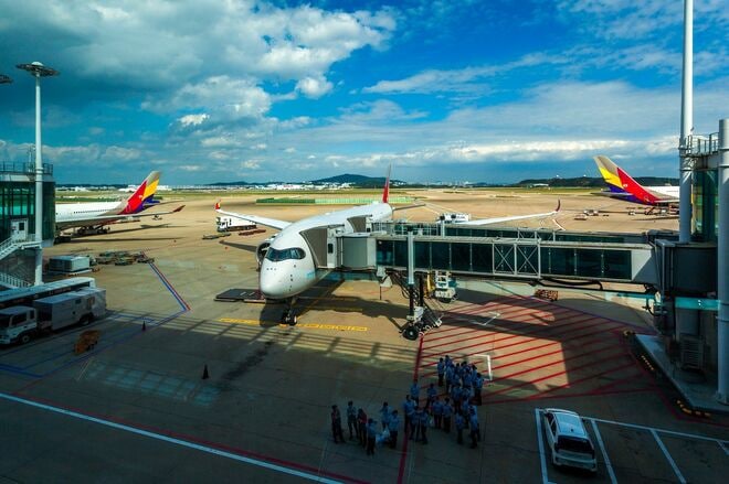 貯めた航空会社のマイルでホテルを予約するのが得?運賃が安いLCCを利用したほうが良い?【韓国の個人旅行ガイド】下川裕治の画像