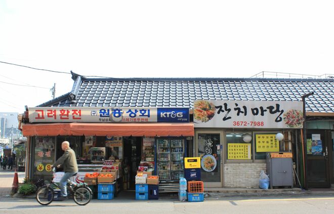 『涙の女王』『ハピネス』『殺人者のパラドックス』etc…ドラマや映画に登場する韓国のスーパーマーケットはどんな場所？【韓流談義fromソウル】の画像