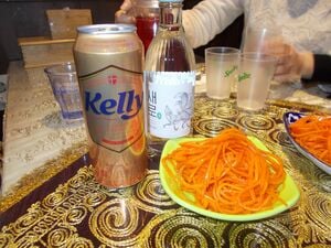 ソウルにいると食べたくなる中央アジア料理。羊肉ケバブとキムチ、コンビニの缶ビールの背景とは?【韓国の個人旅行ガイド】下川裕治の画像