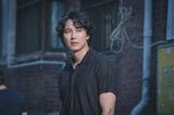 大人俳優の“渋魅”にハマる！キム・ナムギルが静かなカリスマ性で魅せる傑作サスペンス『悪の心を読む者たち』〈インタビュー／前編〉