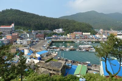 Netflix話題作『涙の女王』脇役陣にも注目！財閥の愛人vs正妻役のイ・ミスクvsナ・ヨンヒ、ディープなキャリアを誇る2人の女優対決【韓流談義fromソウル】